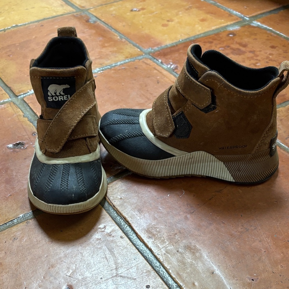 Sorel Kids Out N About Boots